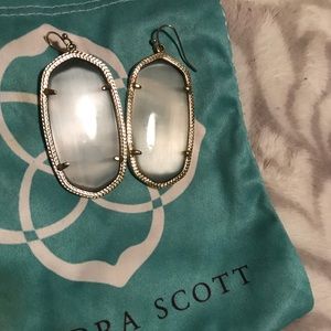 Kendra Scott Danielle Earrings